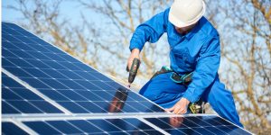 Installation Maintenance Panneaux Solaires Photovoltaïques à Manlay